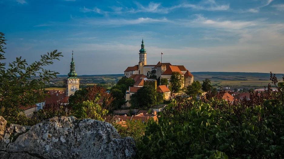 Ubytování v Mikulově využijte k rekreaci na přehradě Nové Mlýny